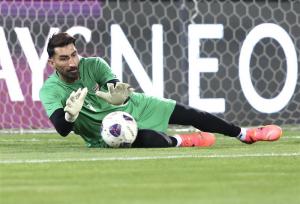 باشگاه پرسپولیس: در ماجرای بیرانوند عقب‌نشینی نمی‌کنیم