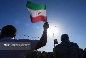 آمادگی هزاران عراقی برای دفاع از ایران مقابل تجاوز احتمالی آمریکا