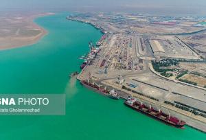 فاز نخست طرح توسعه بندرامام در حال پیشرفت است/ ۱۰ میلیون تن به ظرفیت بندر افزوده می‌شود