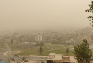 آذربایجان غربی در محاصره مهِ‌دود