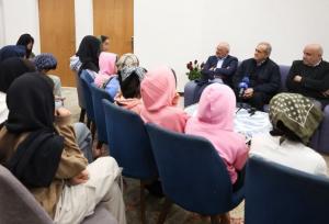 دیدار پزشکیان با کودکان بی‌سرپرست و بدسرپرست «خانه دختران ایران»