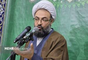 امام جمعه لنگرود: انقلاب اسلامی نظم سلطه‌گر شرق و غرب را در هم شکست