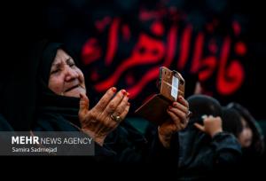 قافله‌ای در دل اصفهان؛ روایت قدم‌های عاشقانه برای بانوی نور