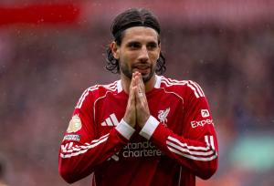 بچه‌داری ستاره لیورپول سوژه فضای مجازی شد!