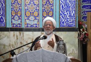 دفاع مقدس یک راهبرد و چراغ برای نسل‌های آینده است
