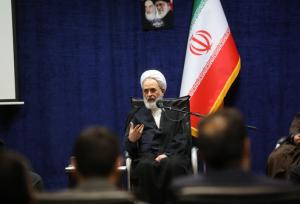 آیت‌الله اعرافی:شهرها بدون هویت ایرانی - اسلامی آینده‌ای نخواهند داشت