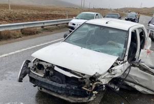 تصادف پراید با پژو در جاده گنج افروز بابل ۶ مصدوم بر جا گذاشت