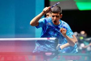 پیروزی بنیامین فرجی و فراز شکیبا در پینگ‌پنگ قهرمانی نوجوانان جهان