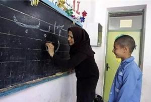 جلوه‌های معلمی؛ از ایثار تا راه انداختن کسب و کار برای دانش آموزان