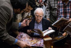 یک نفر تا چند روز دیگر به خاک اصفهان اعتبار دوباره می‌دهد
