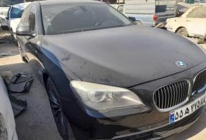 خودروی قاچاق در گناوه توقیف شد