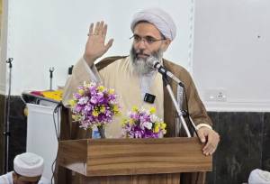 امام جمعه قشم: تضعیف تیم مذاکره‌کننده بی‌تقوایی سیاسی است