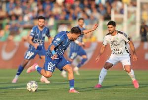 منوچهری: استقلال چالش شیرین پیش‌رو دارد/ دو بازیکن فراتر از بقیه هستند