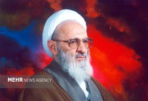 سیره علامه حسن‌زاده ترکیبی از فرهنگ‌سازی و ولایت‌مداری است