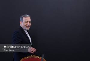 ورود وزیر امور خارجه کشورمان به مسقط