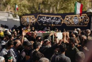 ۲ شهید گمنام در کهف‌الشهدا و بوستان والفجر شیراز آرام گرفتند