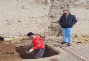 فرازی: عملیات گمانه‌زنی در محوطه تاریخی گوی تپه ارومیه آغاز شد
