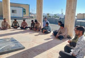 نشست خادمین شهداء شهرستان بشاگرد در گلزار شهدای شهر سردشت برگزار شد