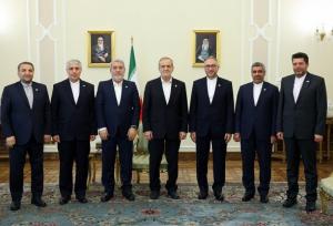 پزشکیان:گسترش همکاری‌ باکشورها ایران را دربرابر تکانه‌ها مقاوم می‌کند