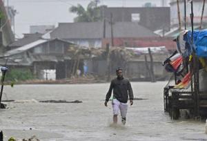 شمار جانباختگان گردباد «رمال» در هند و بنگلادش به ۶۵ نفر رسید