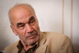 داوری اردکانی:هوش مصنوعی انسان خردمند نیست؛ نه دوری کنیم نه شیفته شویم