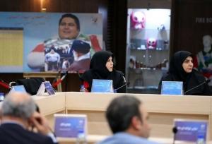 اینچه درگاهی: از ژیمناستیک توقع بزرگ دارند اما برخورد کوچک می کنند