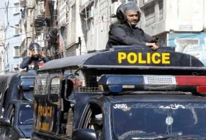 واژگونی خودروی گشت پلیس پاکستان/ ۴ نیروی امنیتی کشته شدند