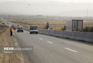 آزادراه کاشان-نطنز لغزنده است