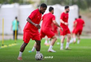 بمب بزرگ پرسپولیس، هپاتیتی از آب درآمد