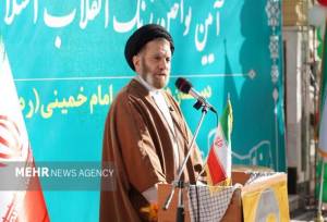 جوانان به‌عنوان رویش‌های انقلاب مسیر آن را مستحکم‌تر کرده‌اند