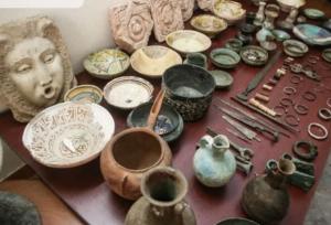 کشف ۳۰۸ اشیای تاریخی دوره هخامنشی و ساسانی در چالوس