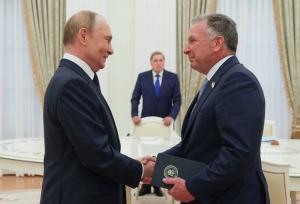 اوشاکوف: مسکو منتظر پاسخ واشنگتن درباره مذاکرات پوتین و ویتکاف است