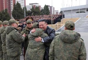 رهبر کره شمالی، کشته‌های این کشور در جنگ اوکراین را قهرمان ملی نامید