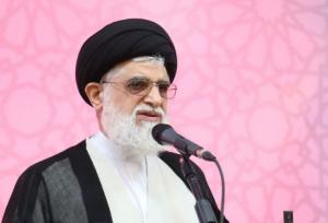 اتصال بندرگاه انزلی به راه آهن سراسری در اولویت قرار بگیرد
