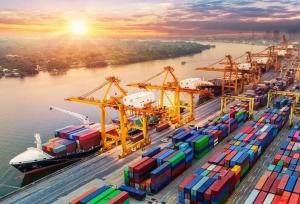 حاتمی: منطقه آزاد مازندران پیشران توسعه اقتصادی و اجتماعی است