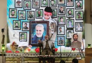 نقدی: روحیه ایثار و مقاومت شهدا الگوی نسل‌های آینده ایران است