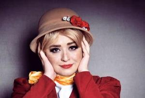 تصویر ۱ سالگی مهراوه شریفی‌نیا درآغوشِ مادرش