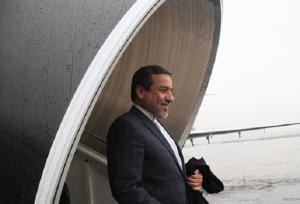 عراقچی وارد باکو شد