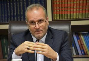 قائم‌مقام معاونت حقوقی و امور مجلس: تحقق دادرسی عادلانه بدون وکیل حرفه‌ای ممکن نیست