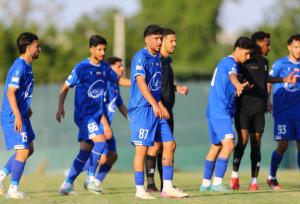 پرسپولیسی‌ها با این دو عکس برای استقلال کری خواندند