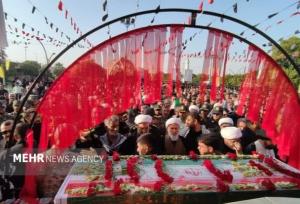نهمین شهید مدافع وطن دزفول تشییع و خاکسپاری شد 