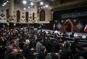 اولین شب مراسم عزاداری سید و سالار شهیدان در حسینیه امام خمینی(ره)