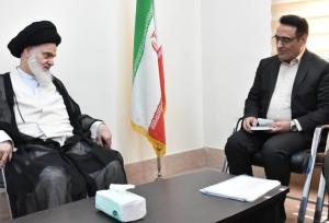 حسینی بوشهری: فلسفه شکل‌گیری انقلاب بر پایه توجه به مردم است