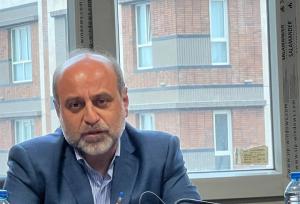  مطالبات داروخانه‌ها را باید با التماس بگیریم