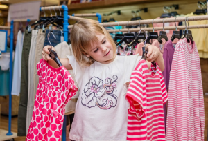 برای خرید لباس کودک ۱ تا ۸ سالگی ارزان قیمت به کجا مراجعه کنیم؟