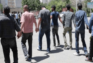 دستگیری ۲۲ نفر از اراذل در خمینی‌شهر اصفهان