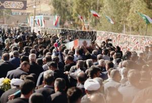 خاکسپاری ۲ لاله گمنام دفاع مقدس در کهف الشهدای شیراز