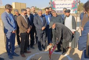 کلنگ کتابخانه مرکزی گرمسار در هفته کتاب به زمین زده شد