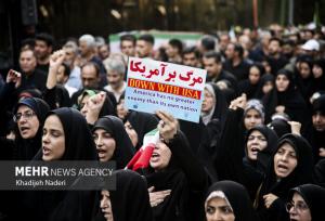 سکوت مجامع بین‌المللی و ایستادگی ملت ایران