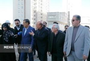 قائم‌پناه از مجتمع مسکونی سیمرغ اسلامشهر بازدید کرد